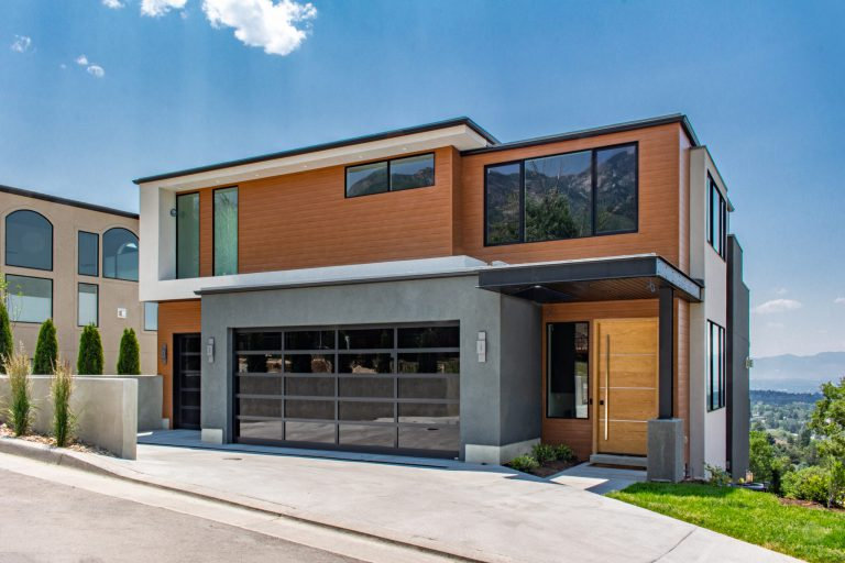 Glass Garage Doors: Advantages and Disadvantages
