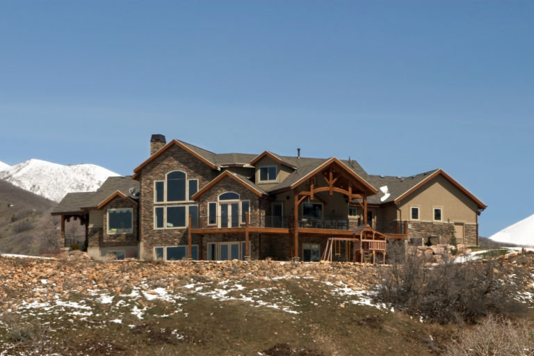 Making Your Utah Home Look Like a True Mountain Home