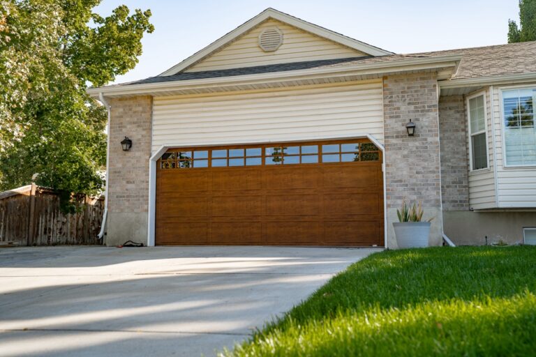 Planning Your Garage? 2 Car Garage Dimensions (& Other Sizes)