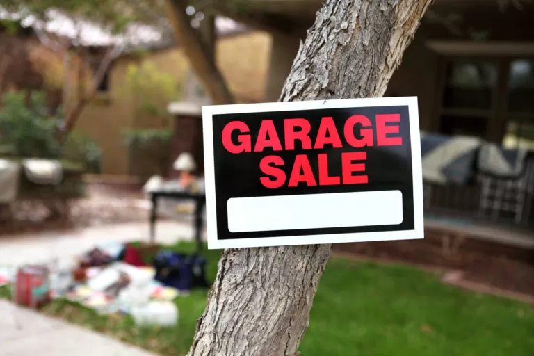 How to Hold a Successful Garage Sale